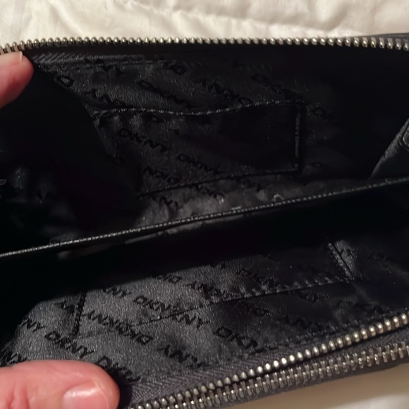 DKNY charcoal grey leather shoulder bag & wallet - Picture 9 of 10